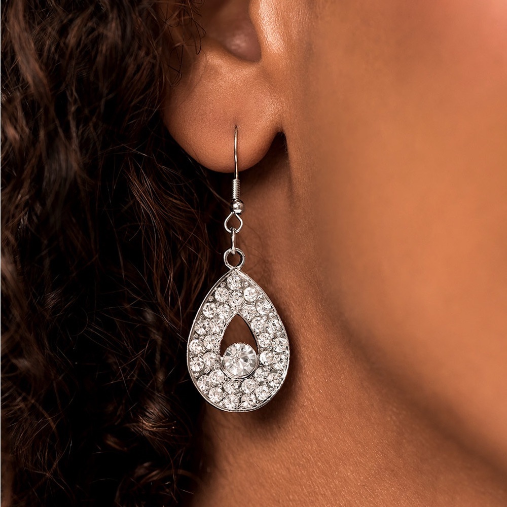 Exquisite- Z2218 - Picture 2 of 5